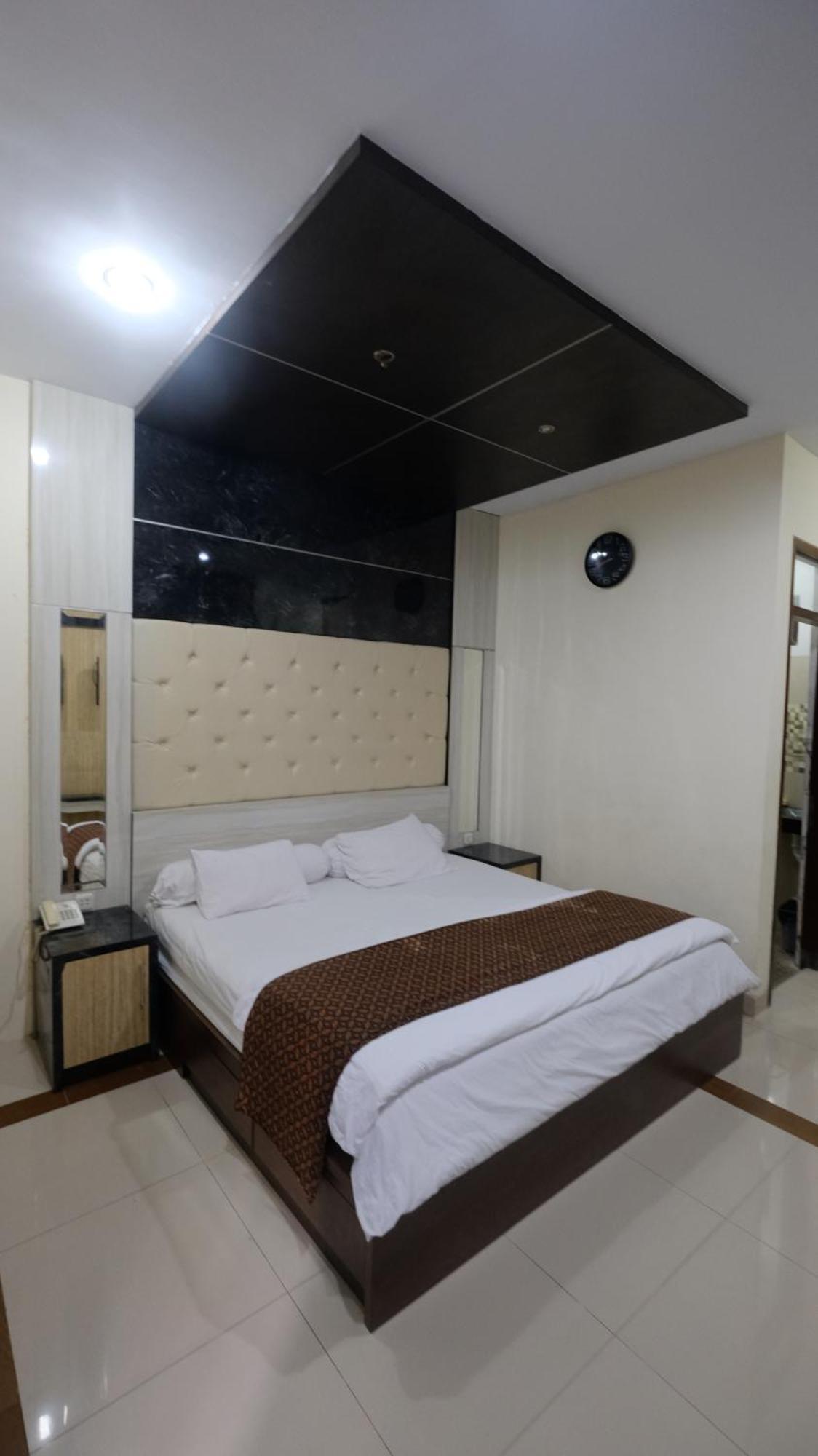 Griya Desa Hotel & Pool Sleman  Kültér fotó